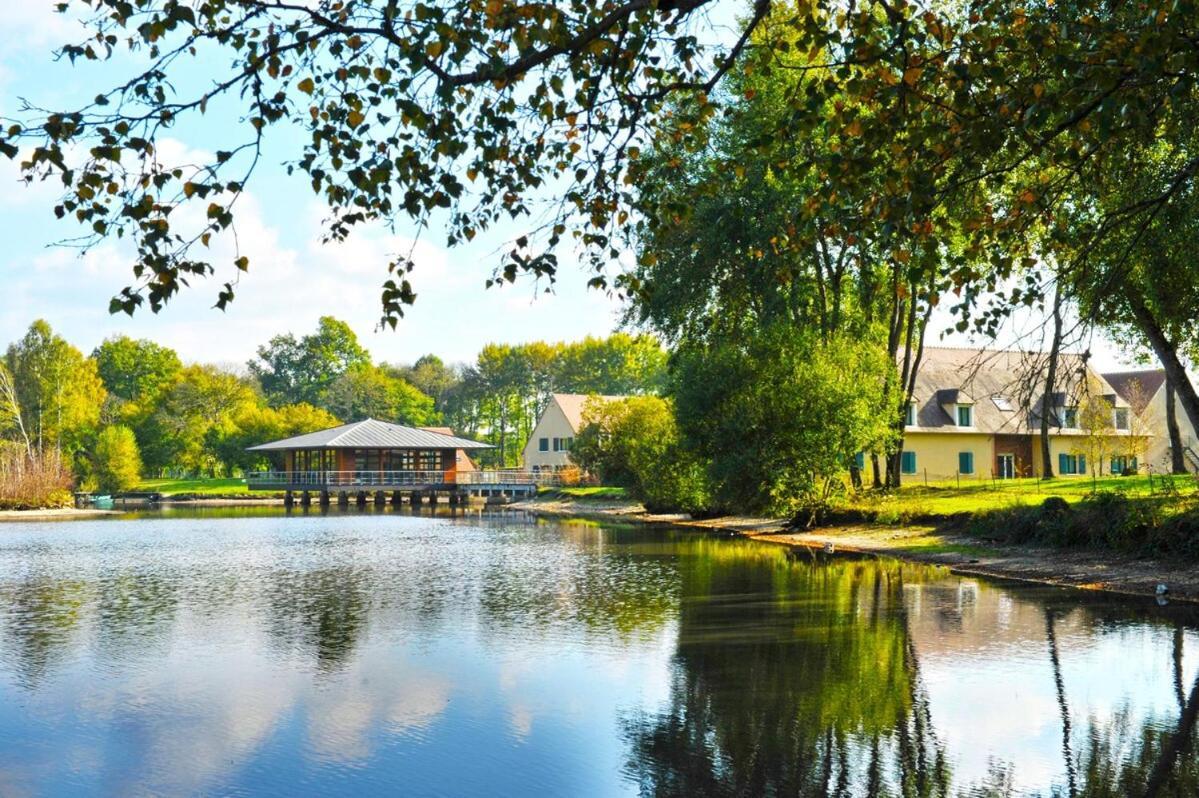 Ternelia Village Vacances Sainte Montaine Zewnętrze zdjęcie
